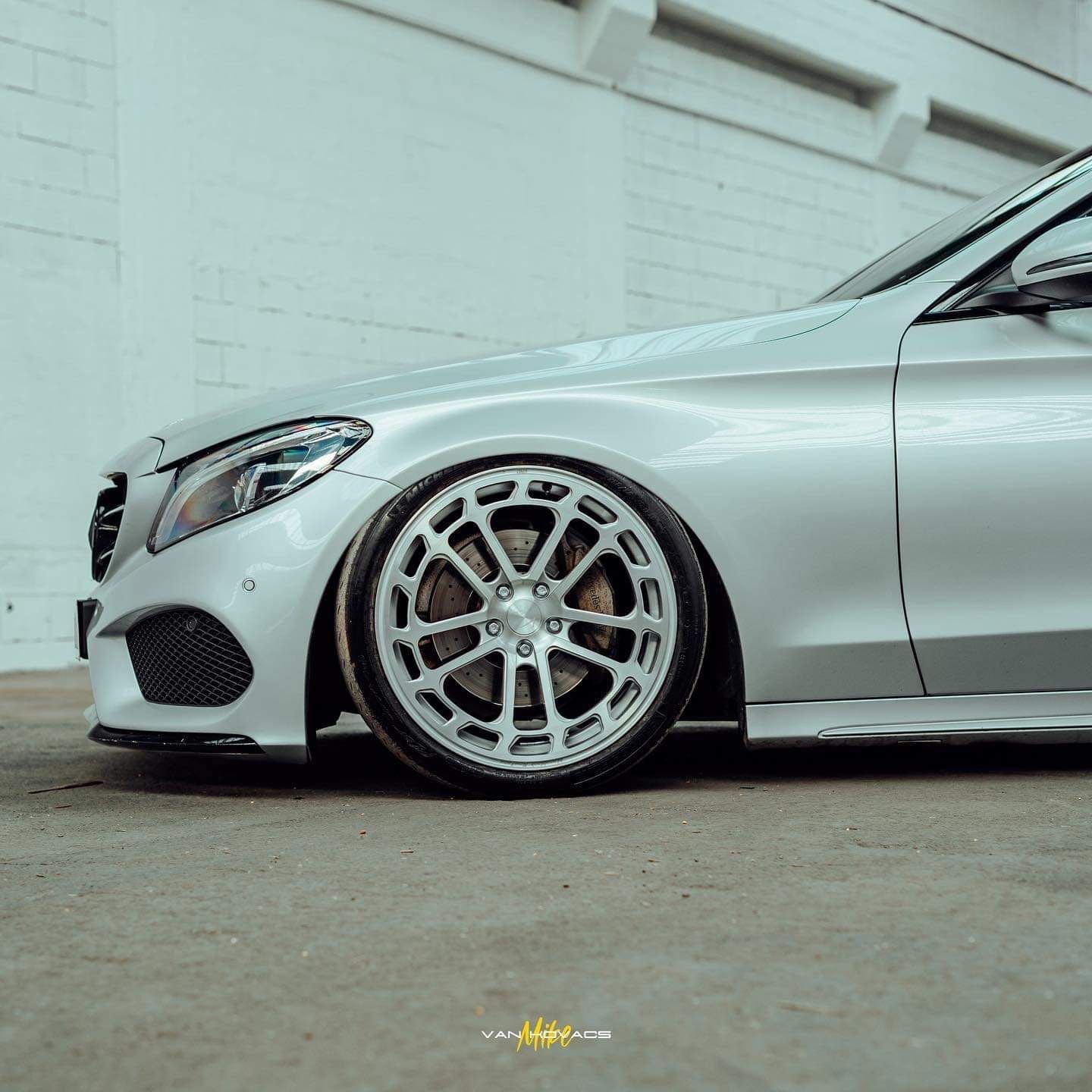 vp-01 flowform mercedes 2